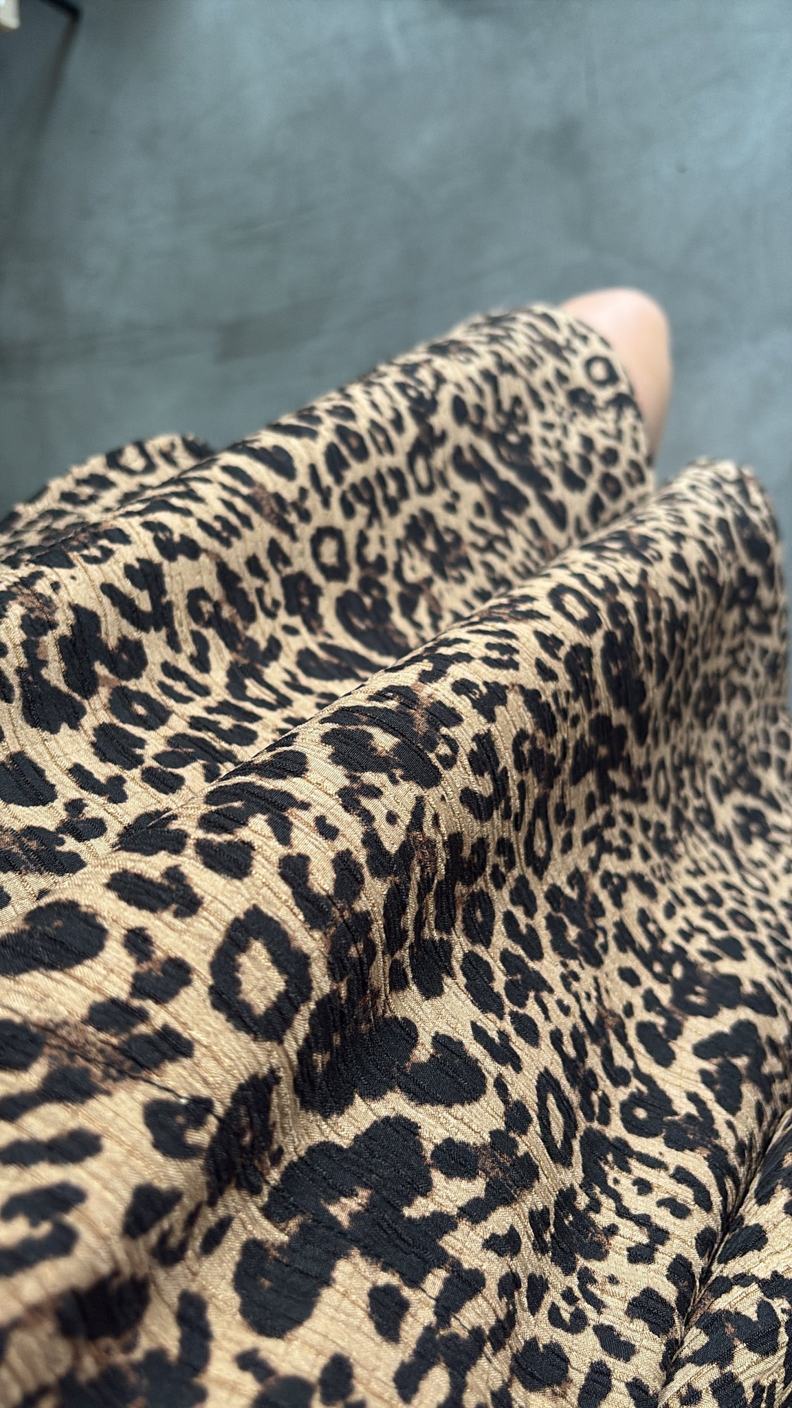 LEOPARD COLD SHOULDER DRESS