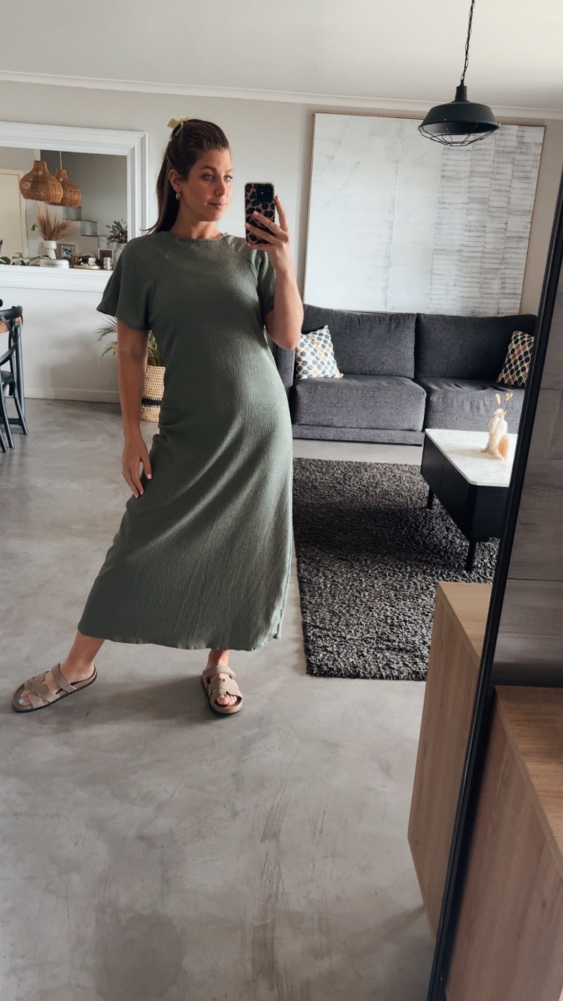 OLIVE RAGLAN SLEEVE DRESS