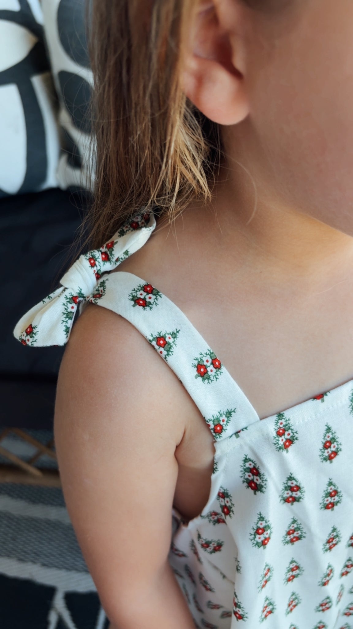 FLOWER CHRISTMAS TREE DRESS