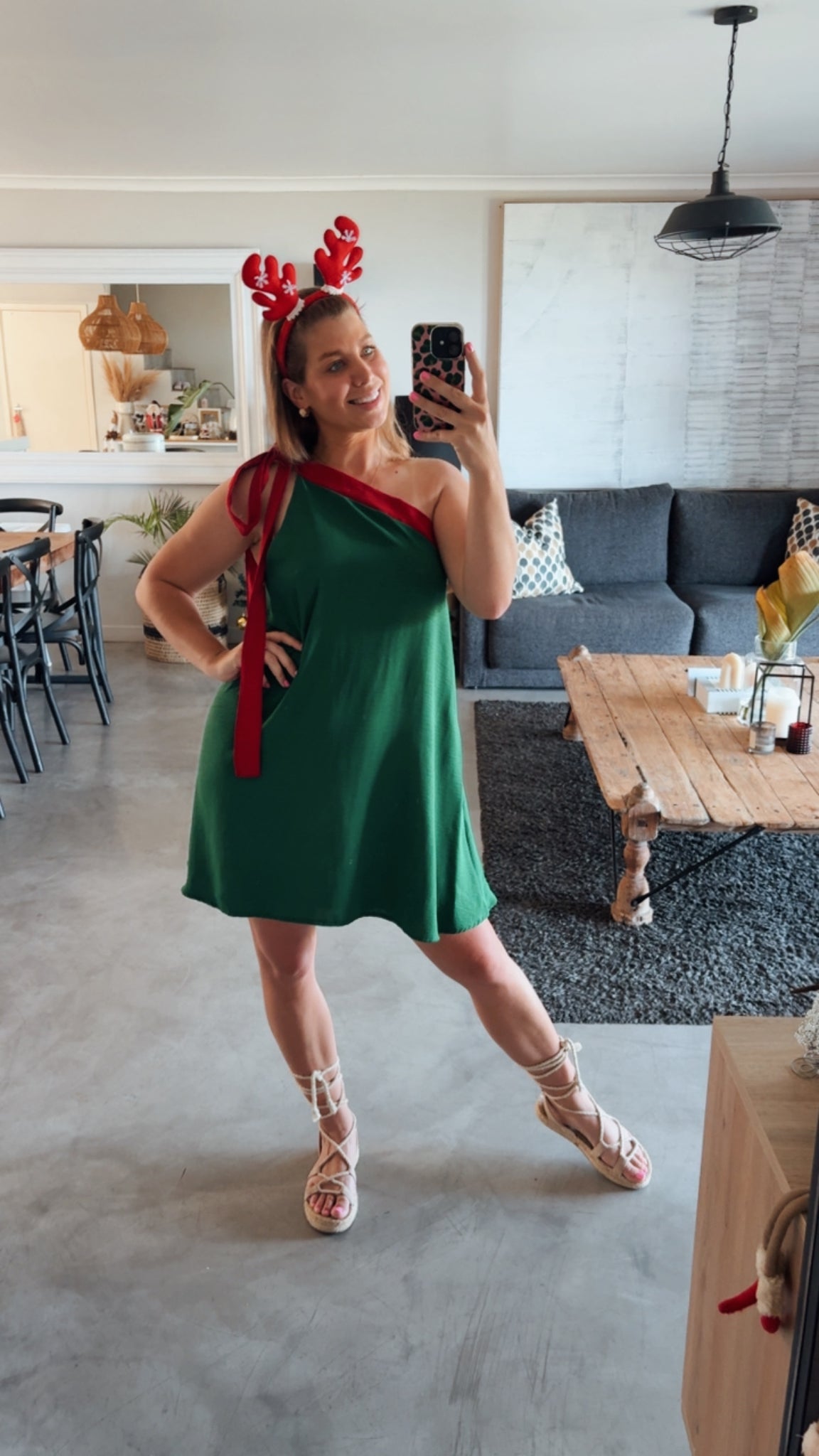 CHRISTMAS COLOURBLOCK DRESS- GREEN