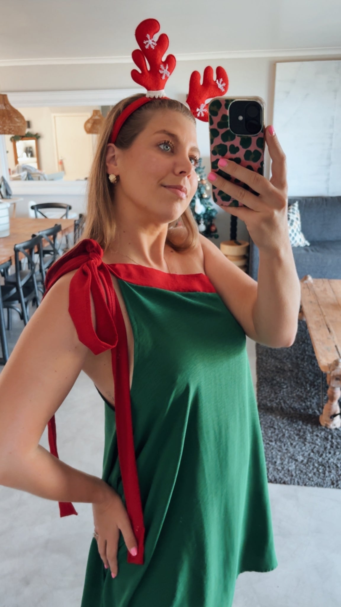 CHRISTMAS COLOURBLOCK DRESS- GREEN