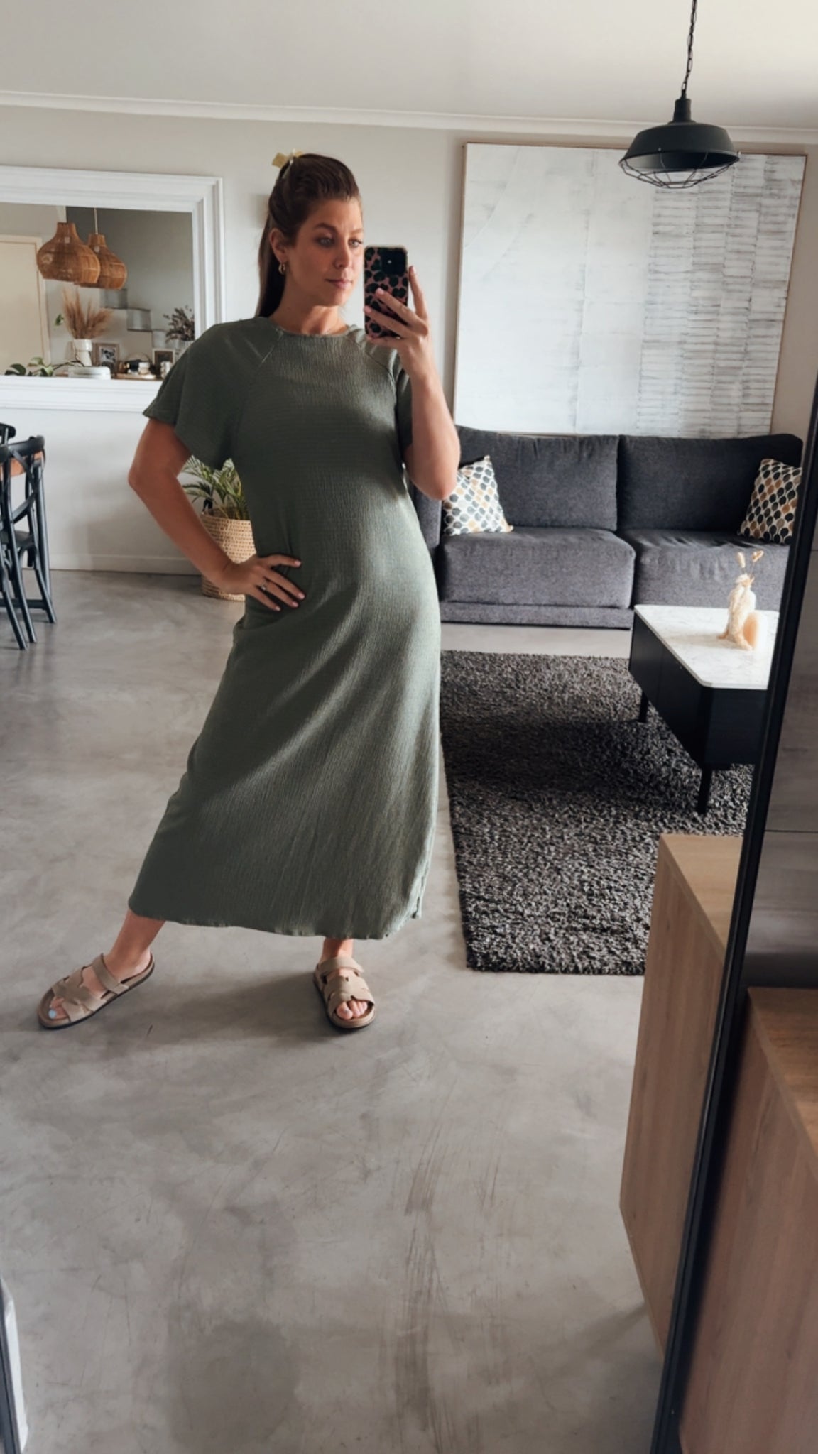 OLIVE RAGLAN SLEEVE DRESS