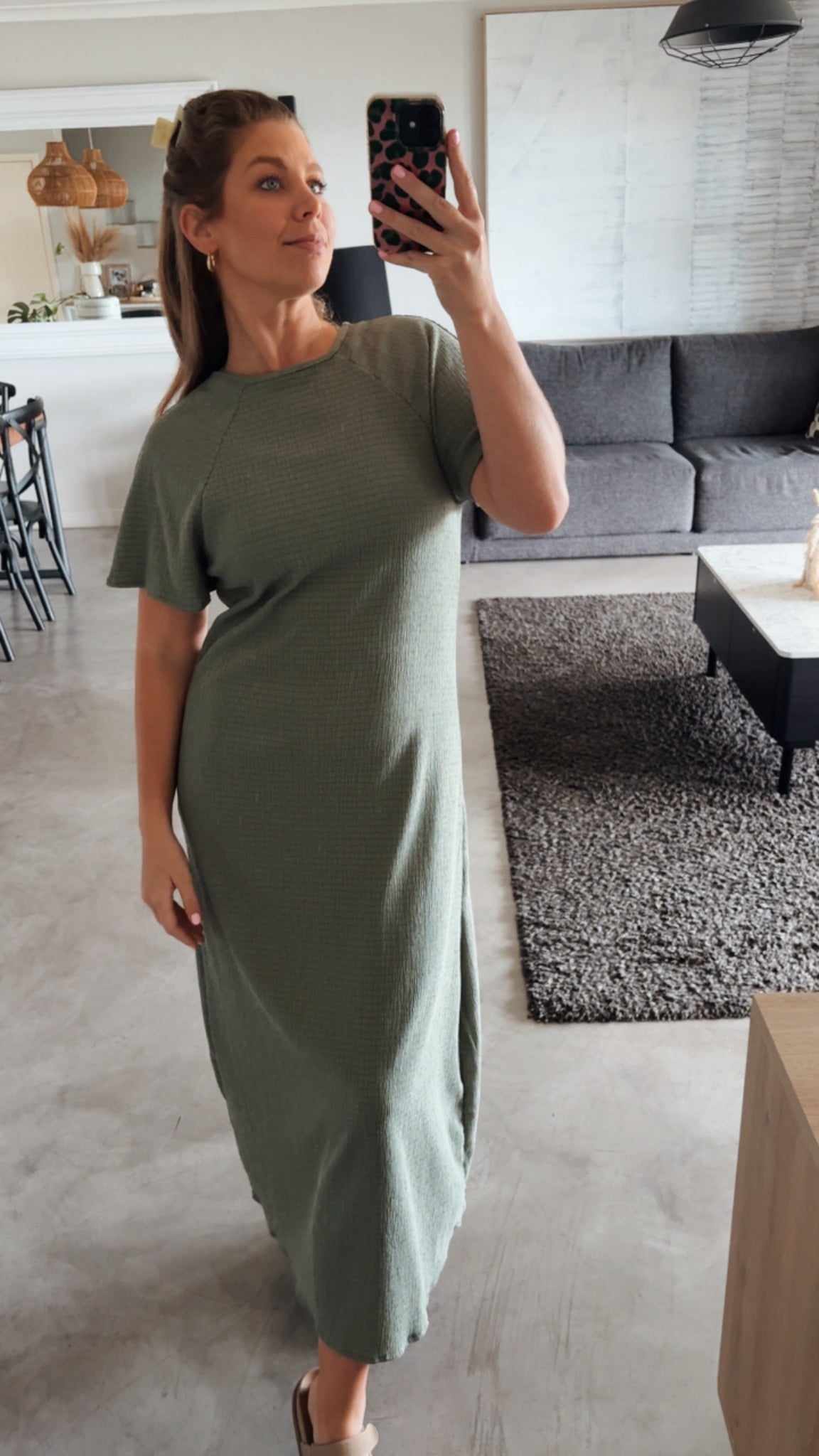 OLIVE STRETCH BUBBLE CREPE DRESS